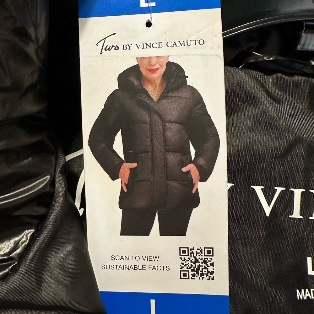 NWT Two BY VINCE CAMUTO ladies hooded puffer jacket black size large